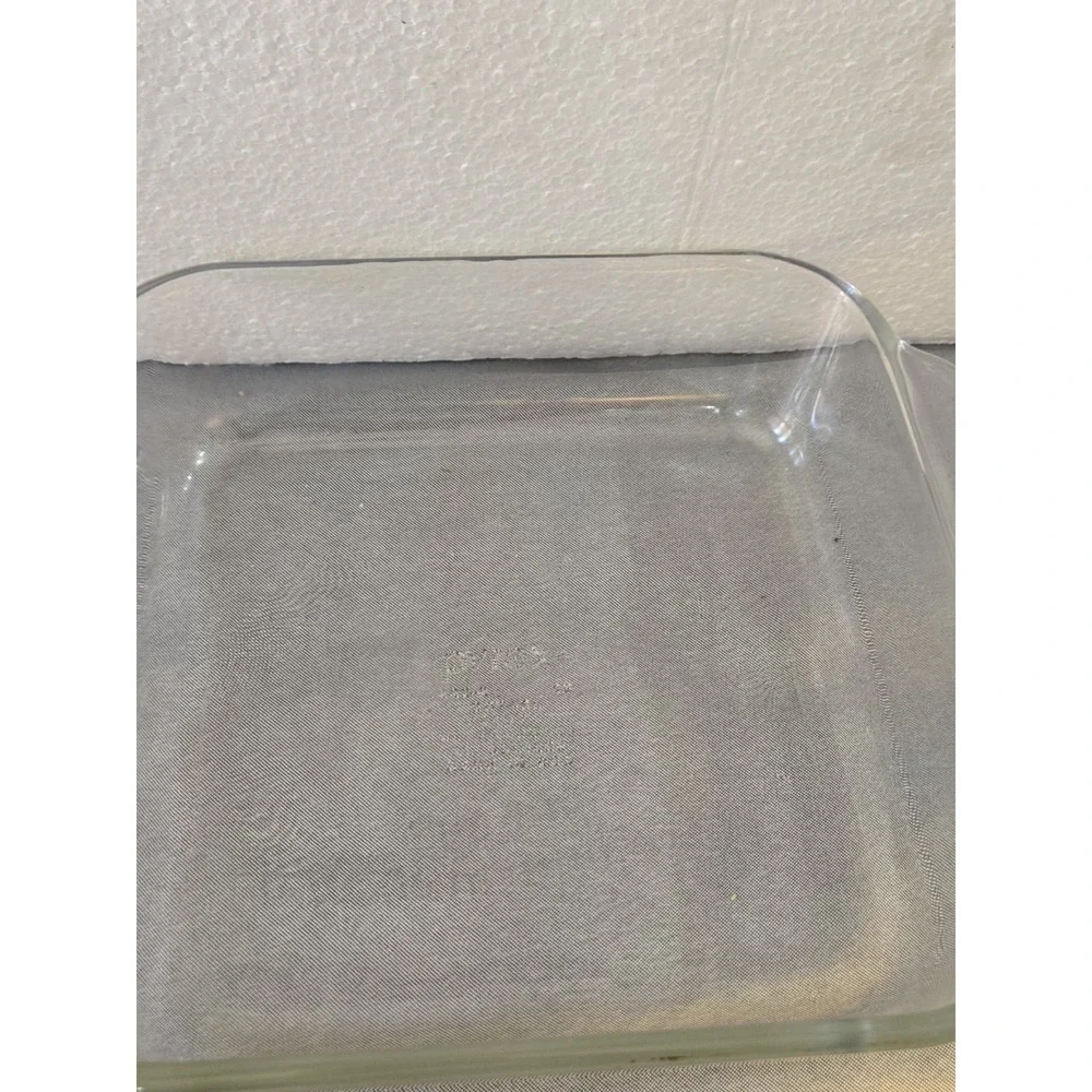 Pyrex brand corning